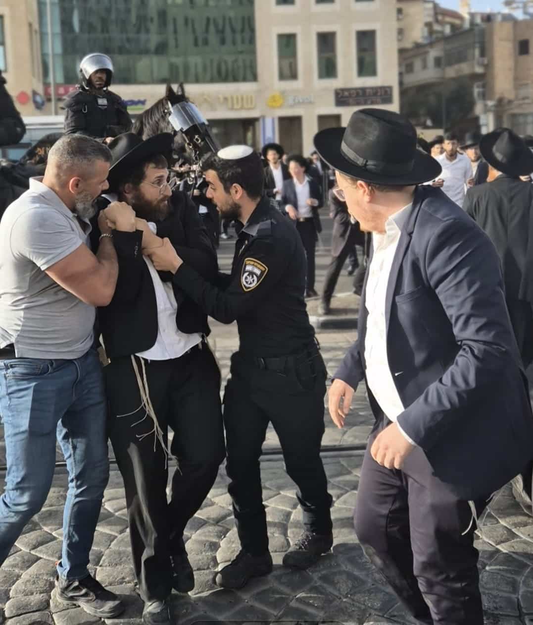 בעקבות בג״ץ: איומים בהפגנות על הכבישים