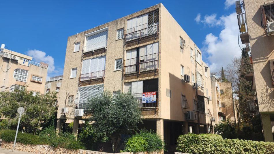 בכמה נמכרה דירת 3 חדרים ברחוב רותר וולטר 5 בחולון?