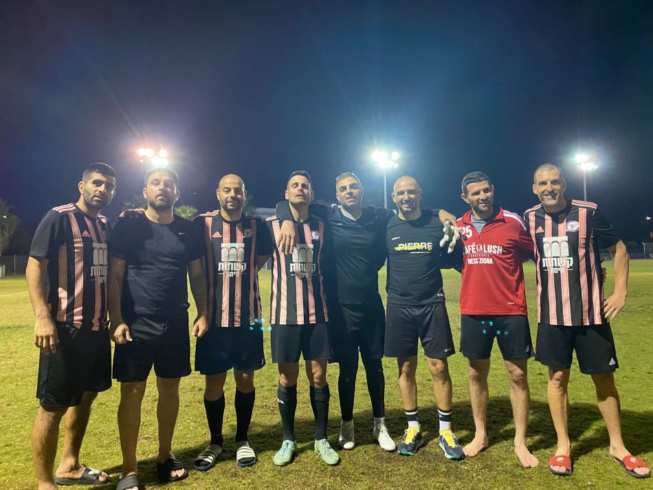 חזרו לנצח. צילום: ותיקי הפועל ראשון לציון