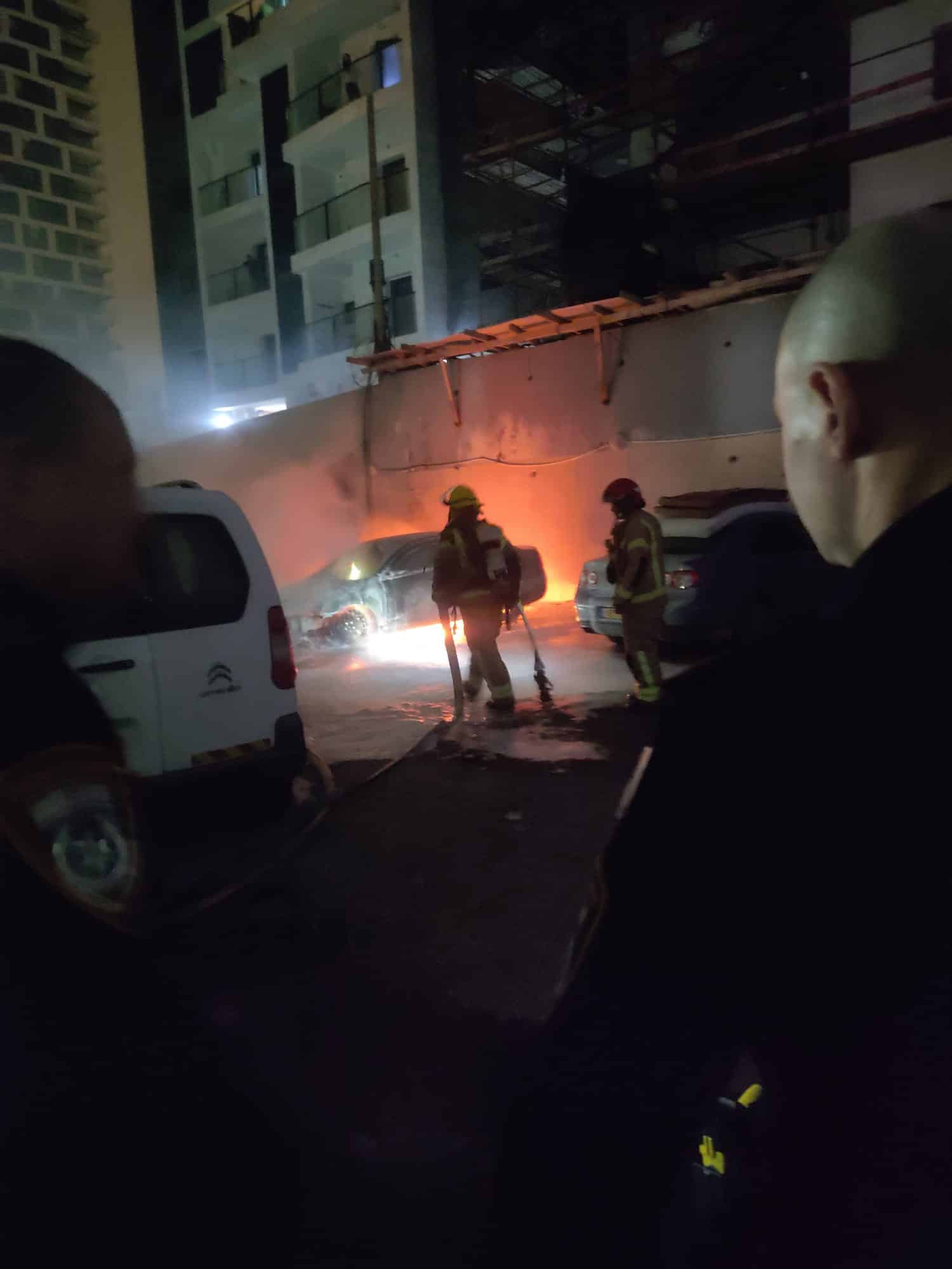 בת ים: רכב הוצת במהלך הלילה