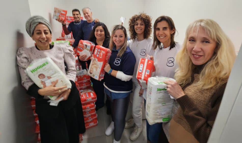 עובדי בזק ציינו את חודש המעשים הטובים בחולון ובת ים
