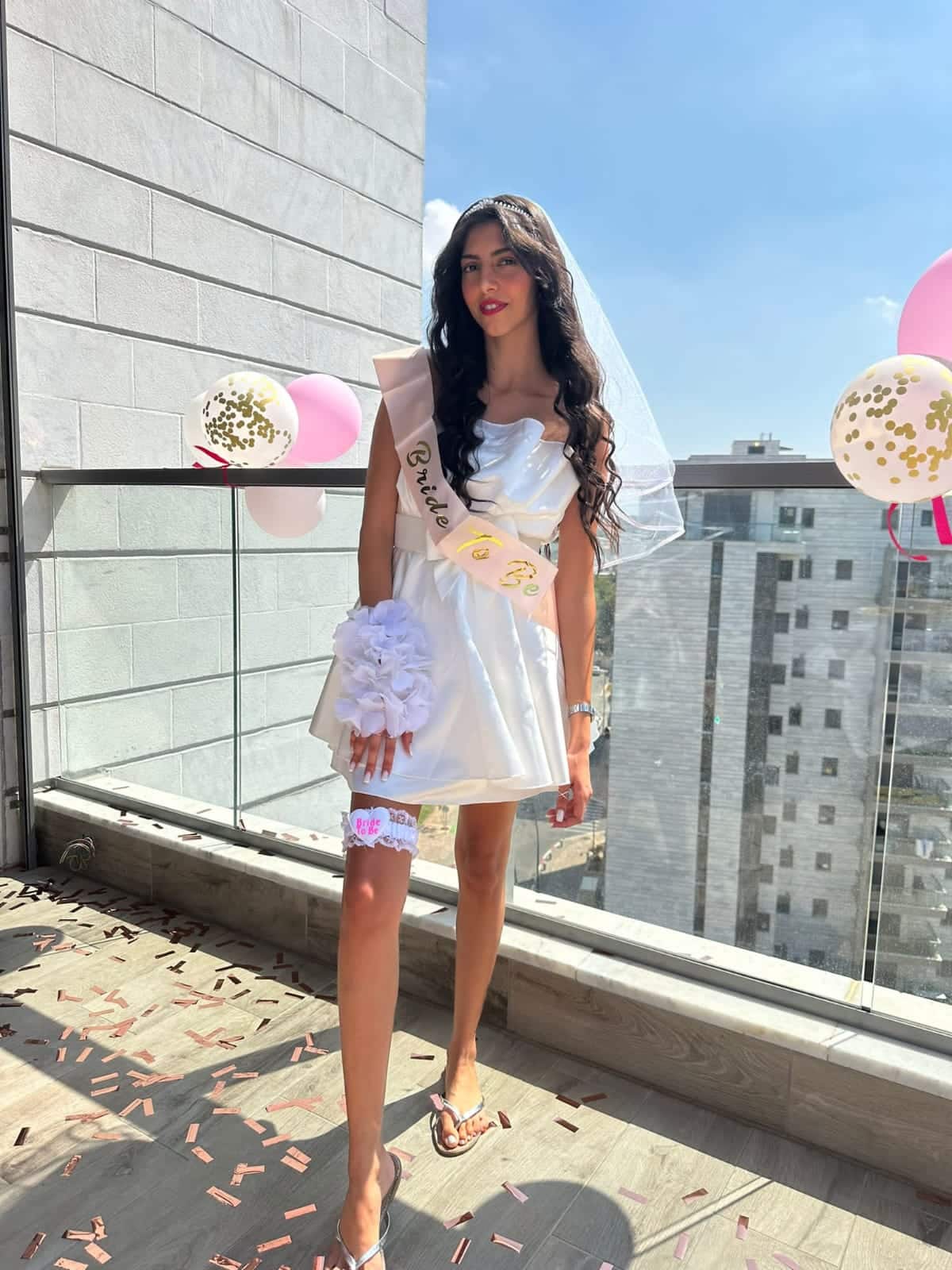 ראשון לציון: רגע אחרי החופה - ספיר תרמה את שיערה