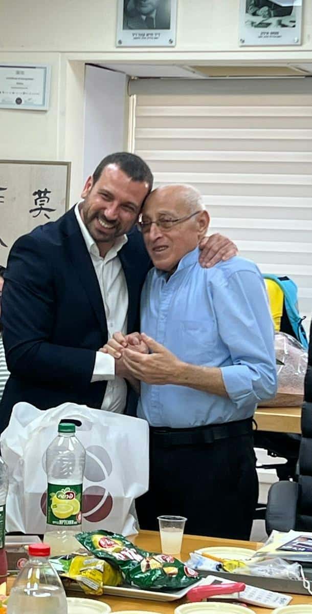 מוטי ששון ושי קינן- צילום: דוברות עיריית חולון