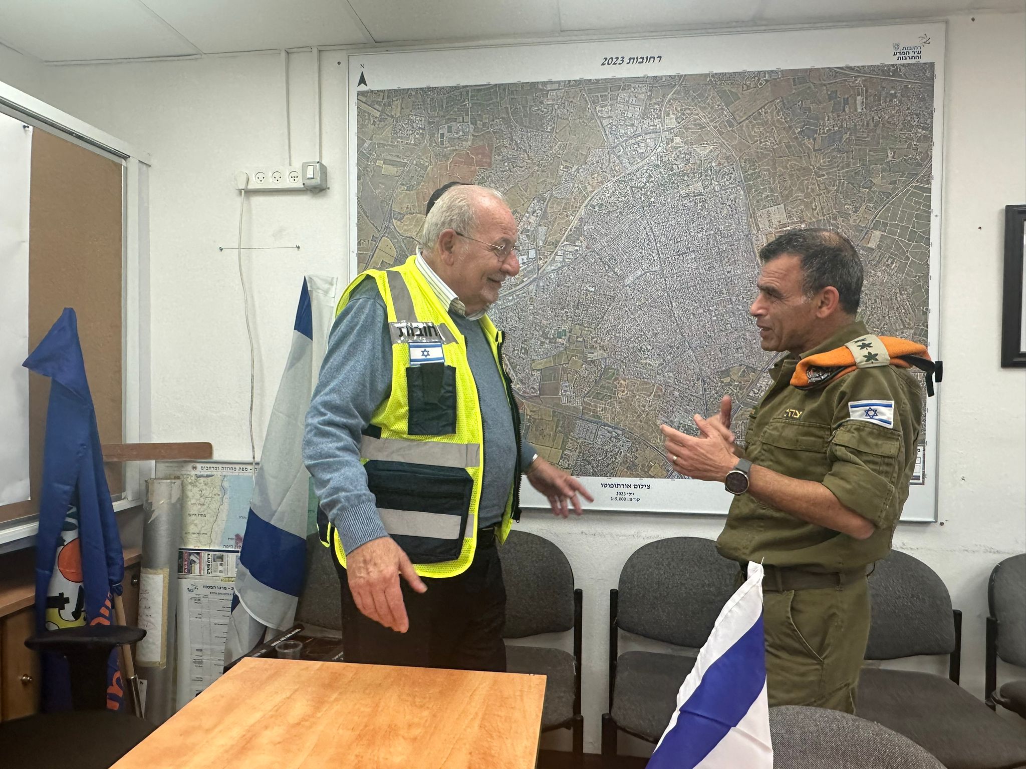 לנוכח ההתחממות בצפון: וועדת מל״ח של עיריית רחובות קיימה הערכת מצב ומוכנות