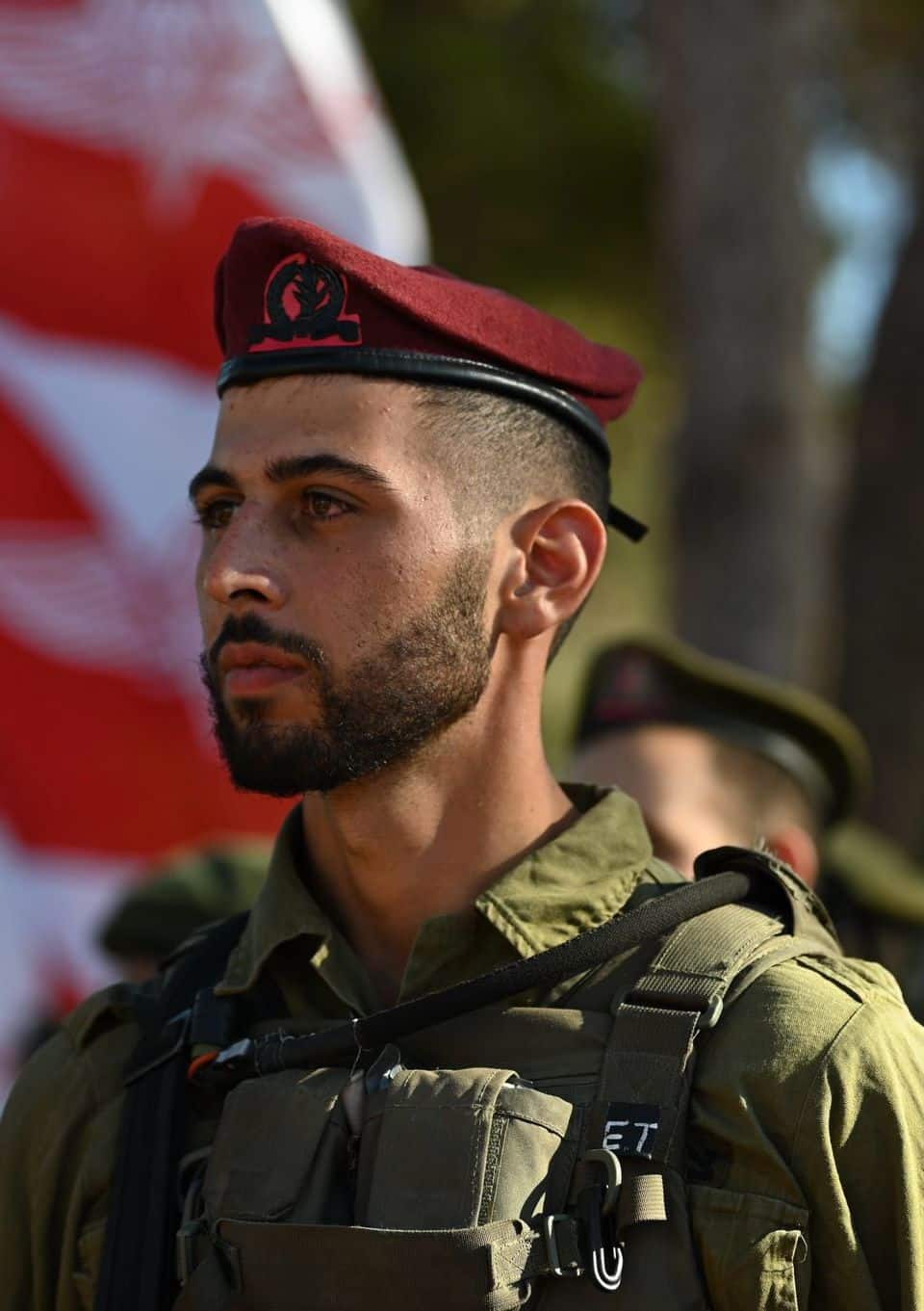משפחת ישיבת אמית עמיחי ברחובות אבלה על נפילת סרן אייל טויטו הי"ד, בוגר מחזור ז'.