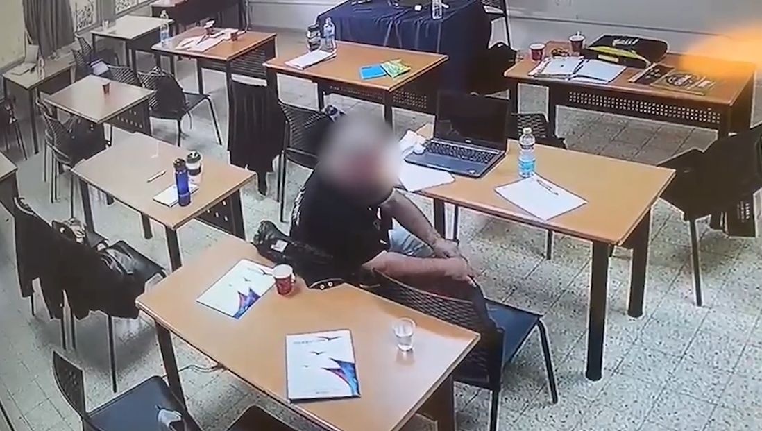 תושב ראשון לציון מואשם בעשרות גניבות ממשרדים