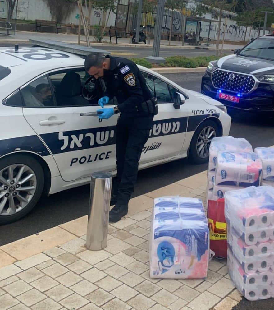 תושב בת ים נעצר בחשד לגניבה ממחסן ציוד של חיילים