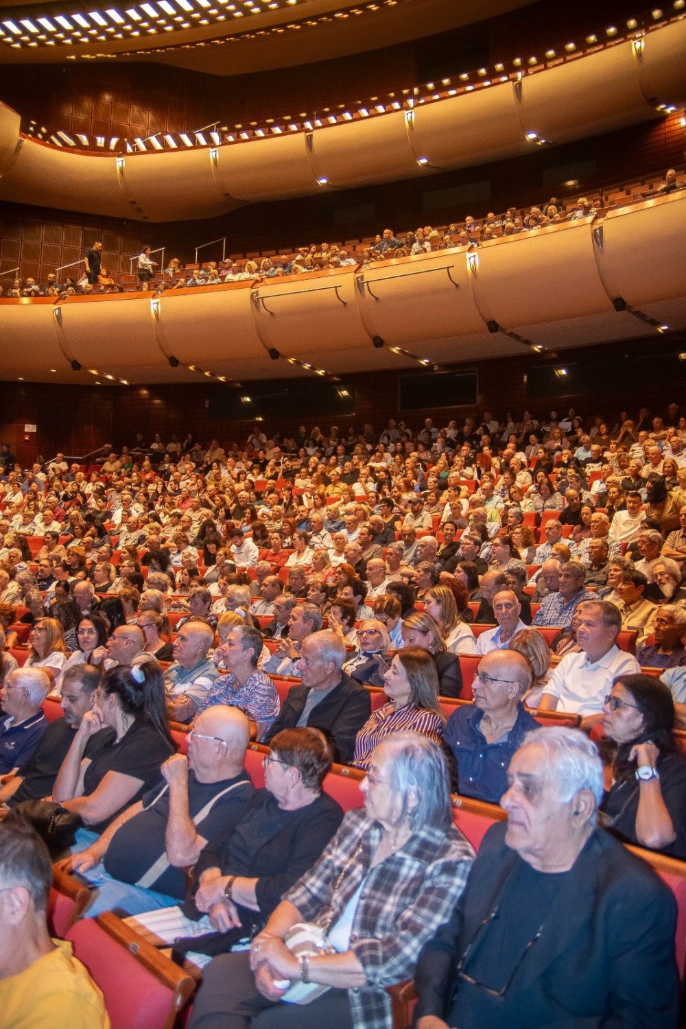 היכל התרבות מאיר ניצן ראשון לציון פתח את עונת המנויים בסימן "גילוי מוקדם של סרטן השד"