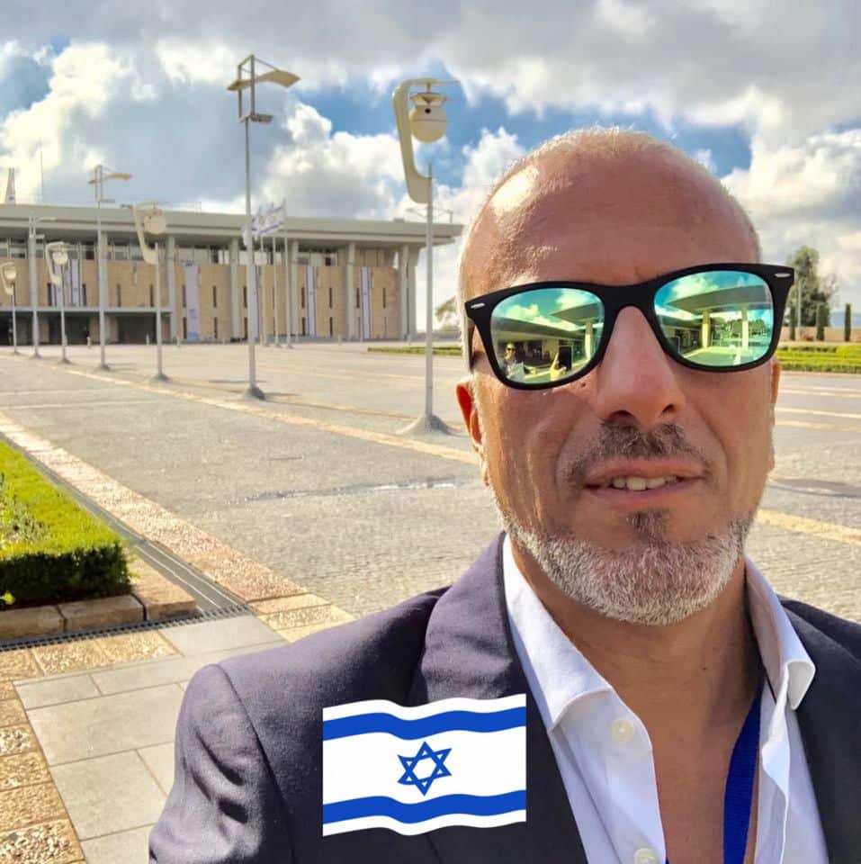 טור דעה: המלך עירום!