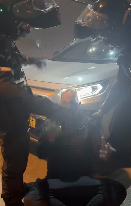 עימות בזירת נפילת הטיל ברמת גן: מחאה סוערת מול יאיר גולן