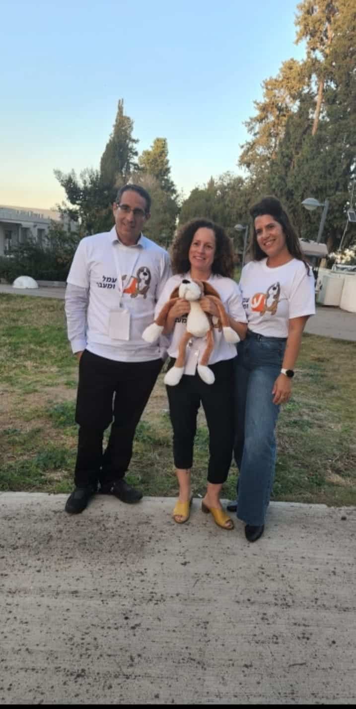 מחבקות עם "חבוקי"