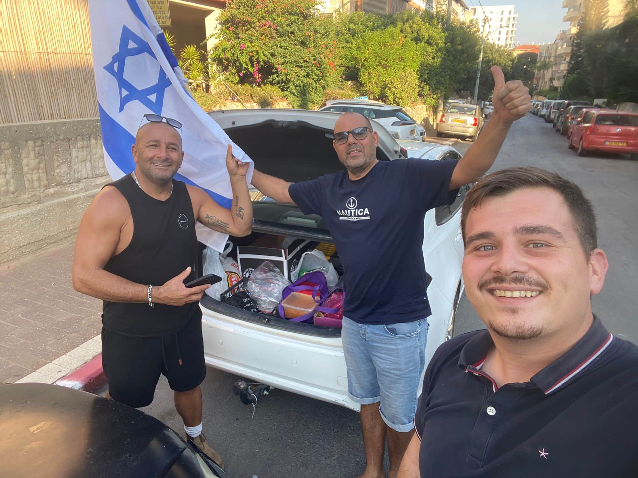 ״שלוש כוחות של סיוע ובתחושה של כולנו למען האחר״