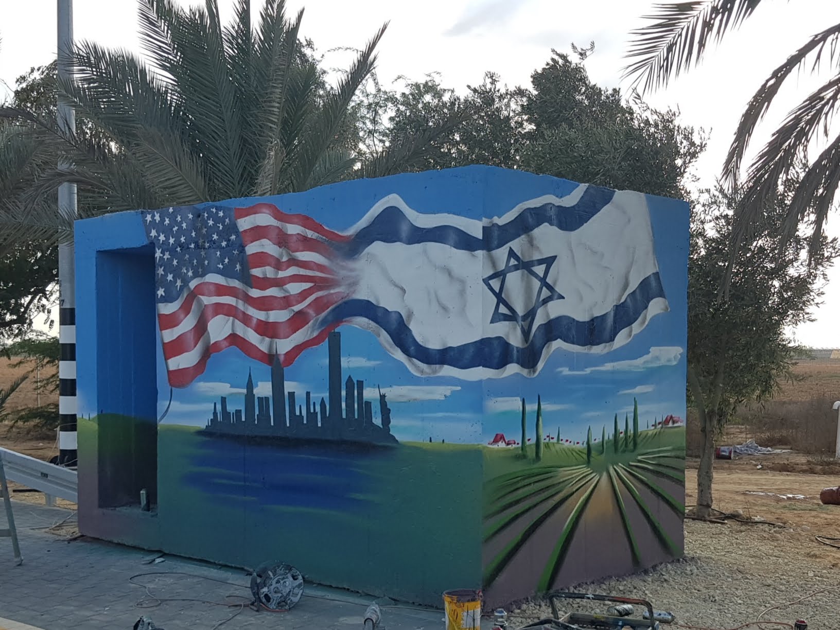 פרוייקט Art Shelters של JNF והאומן אליסף מיארה