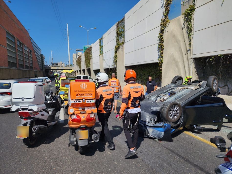שתי תאונות ושריפה בסוף השבוע בבת ים