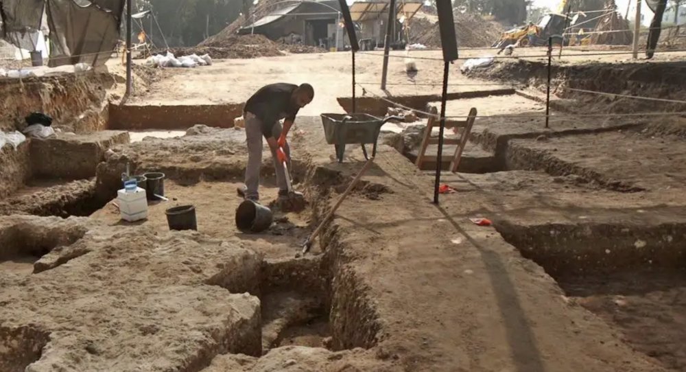 לפני מסוף האוטובוסים: עיר עתיקה נחשפה מתחת לחניון וינטר ברמת גן