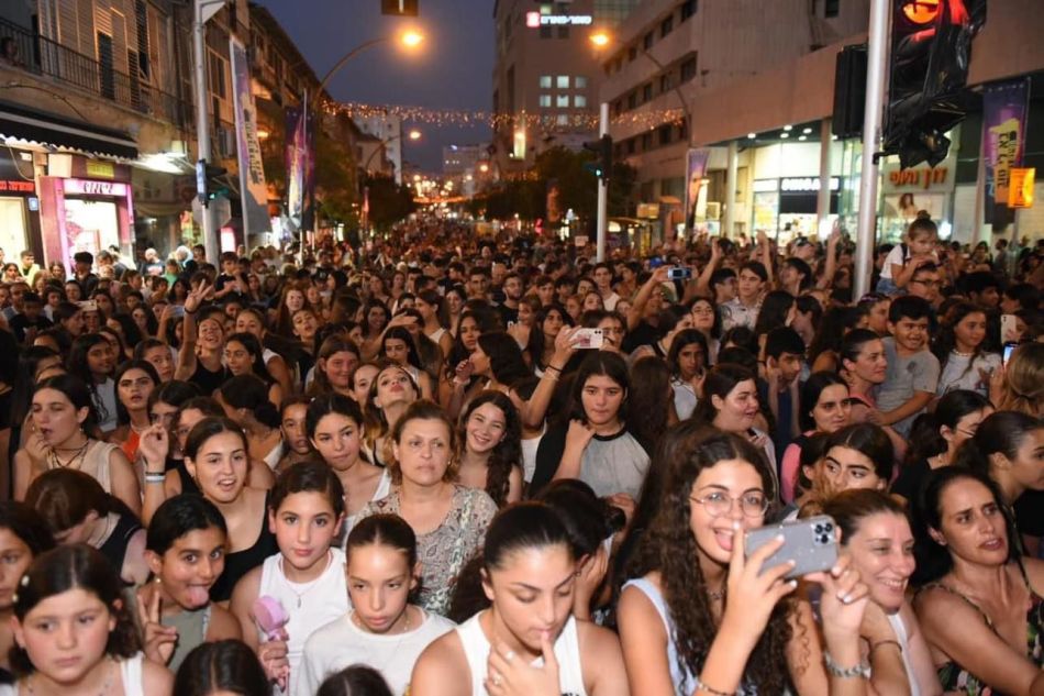 פתיחת שנת הלימודים עם הופעת ענק לבני הנוער בראשון לציון