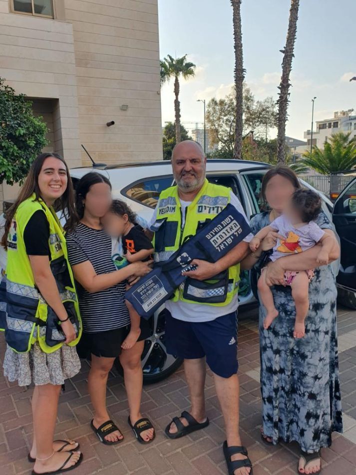 צילום: ידידים, סיוע בדרכים