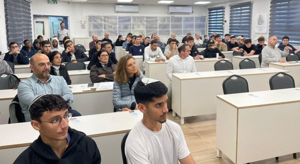 בית מדרש לזכר הבוגרים שנפלו: נחנך "גיבורי כח" בישיבת אמית עמיחי ברחובות