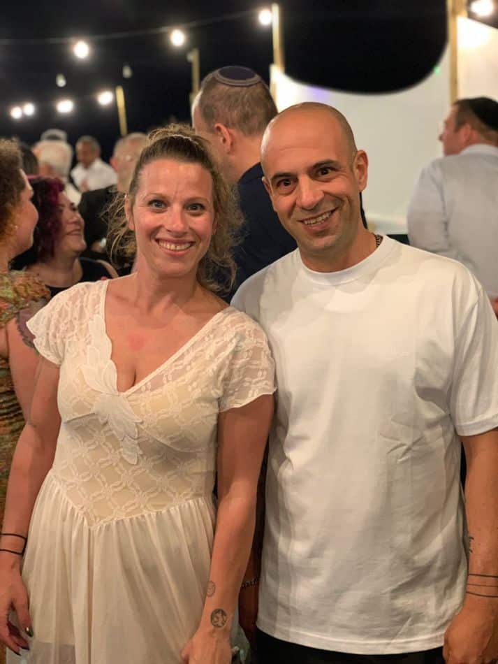 קטי פיאסצקי עם יו"ר עוצמה יהודית בת ים- רמי בוסקילה. צילום: דוברות עוצמה יהודית בת ים