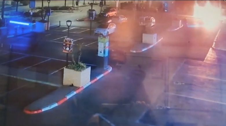 השריפה בחנות פמינה- צילום ממצלמות האבטחה של פרימיום חולון