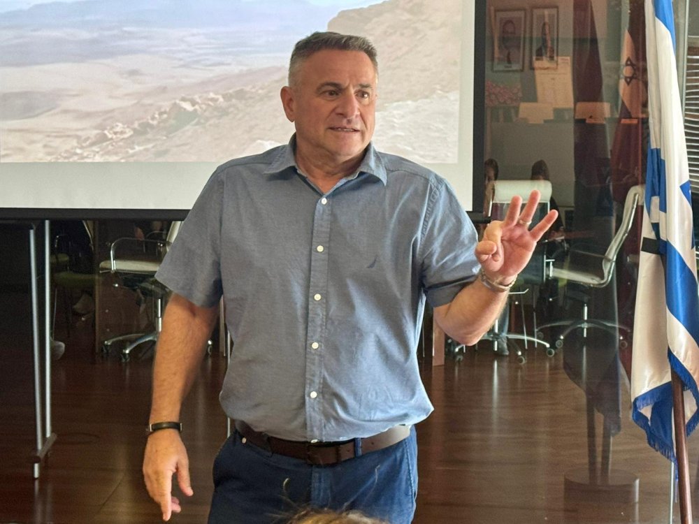 בטיחות הילדים מעל הכל: עיריית ראשון לציון קיימה כינוס של ועדת בטר"ם העירונית