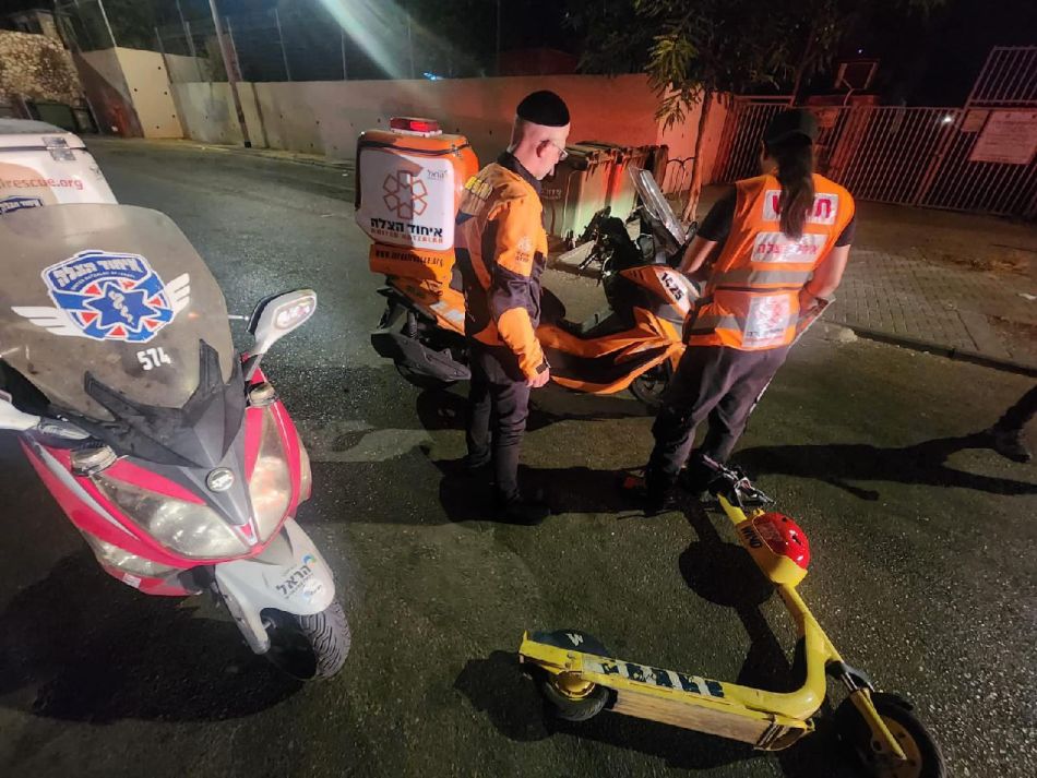 פגיעת ראש לצעיר בתאונת קורקינט במרכז חולון