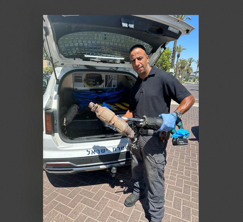 גונבי ממירים קטליטיים נתפסו על חם בחניית ימית בחולון