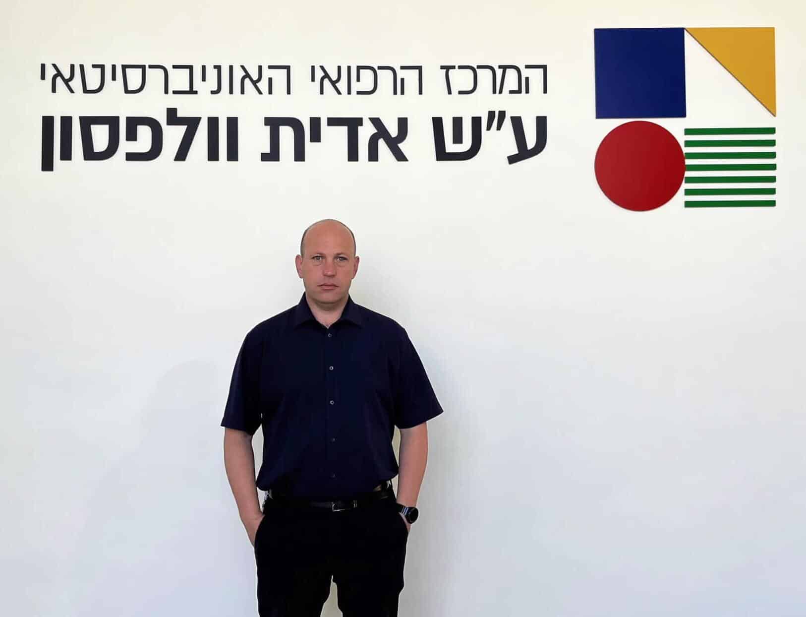 ב