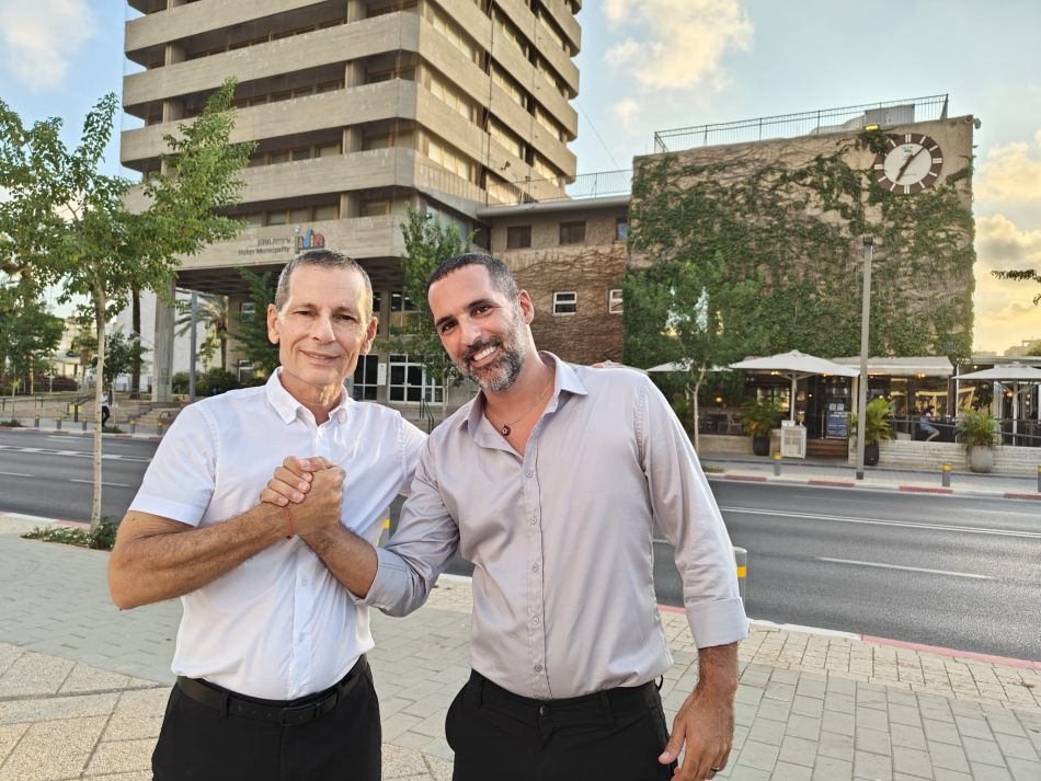מיקאל בוזגלו ועו"ד ניסן זכריה. צילום: מטה תנועת יחד