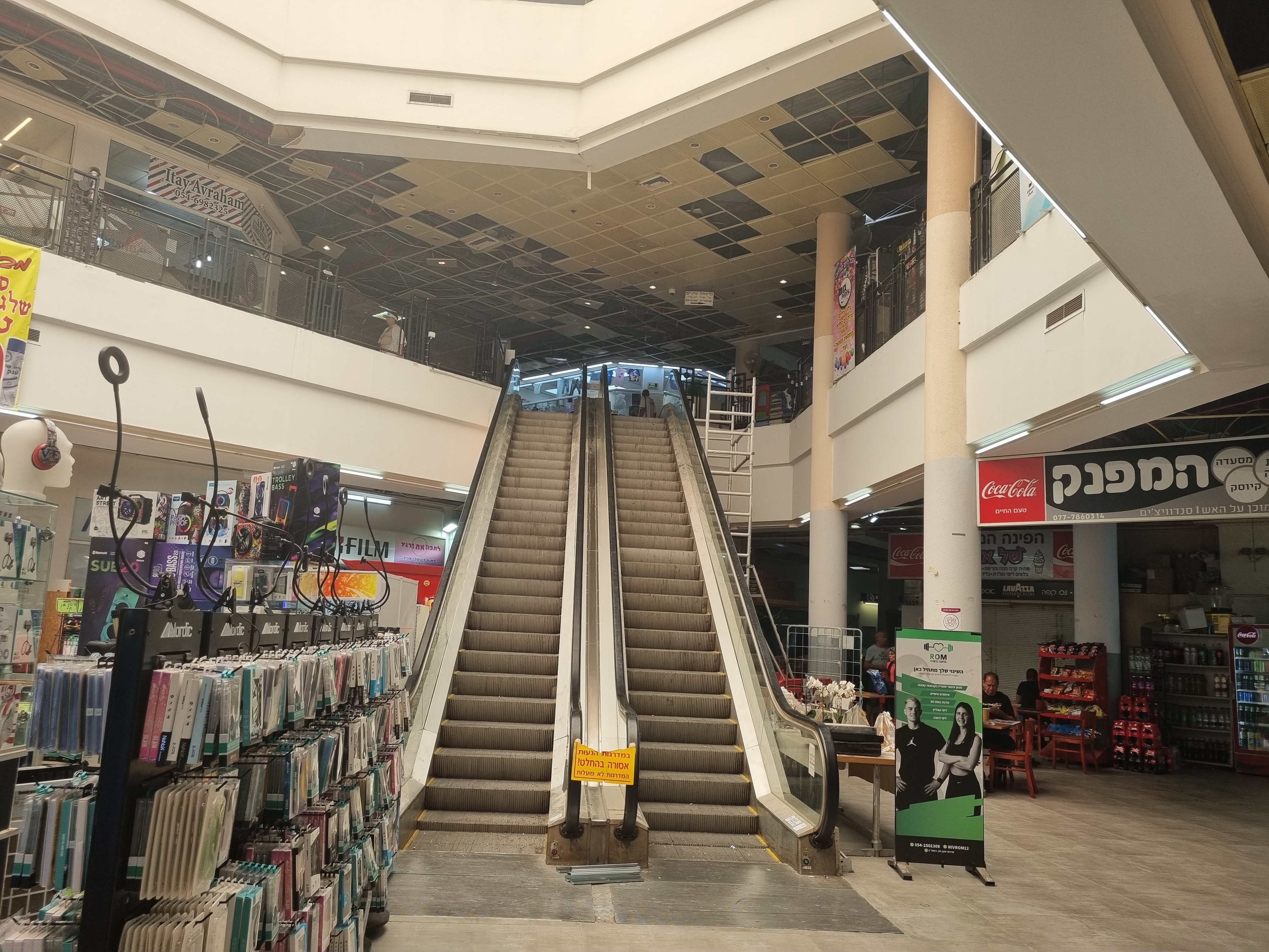 בקרוב זה יקרה: המדרגות הנעות  יחזרו לפעול בקניון מגדלי העיר