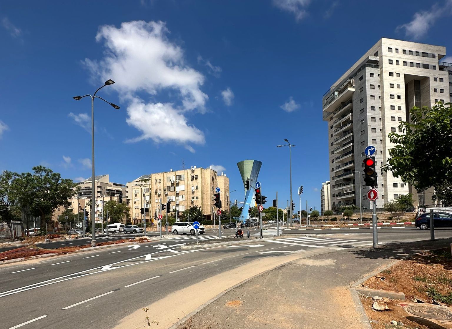 זאת הצומת הראשית שנפתחה היום לתנועה