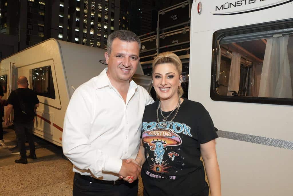 יש חגיגה, אומרים בעיר מסיבה