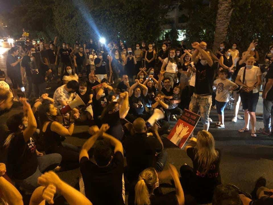 הפגנת ענק למען עתיד ילדינו