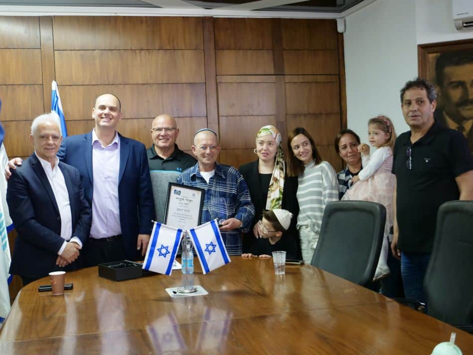אלו הם יקירי בת ים 2023