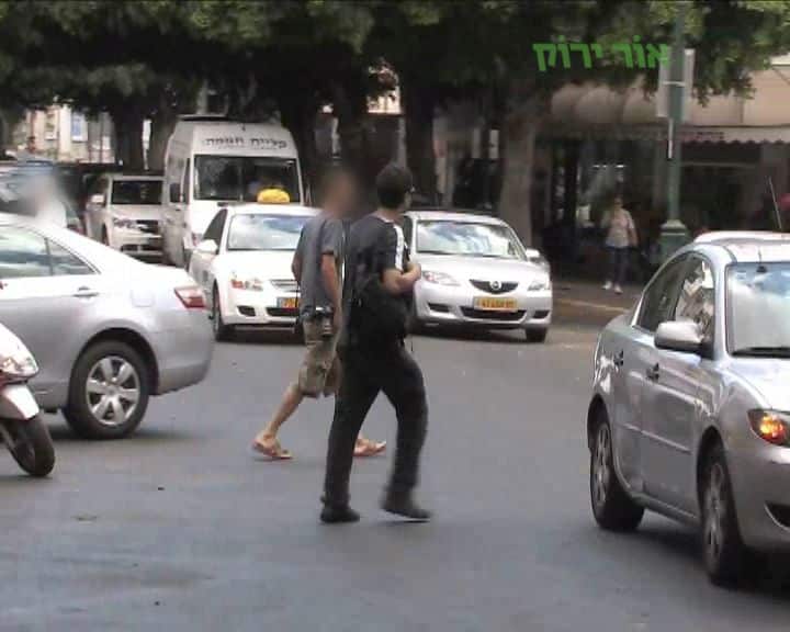 בת ים מסוכנת להולכי רגל!