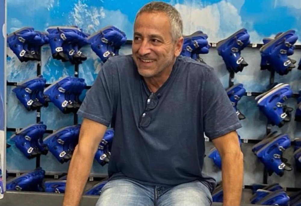 יותר מ-2.5 מיליון מחליקים, 600 ספורטאים וארבעה זוגות שהתחתנו: הסיפור שמאחורי היכל הקרח חולון