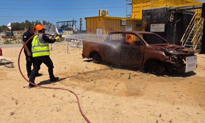 פקחי ראשון לציון בקו הראשון: אימוני חילוץ מתקדמים במתקן חברת החשמל