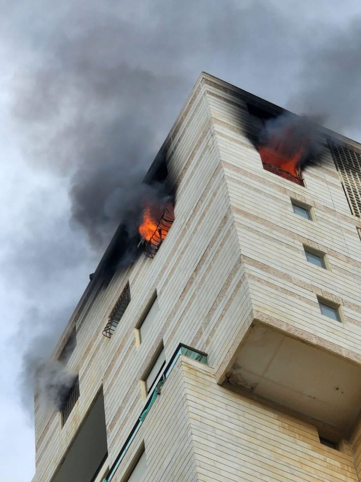 כל הפרטים על השריפה ברחוב הנביאים בבת ים