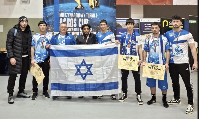 מהאולם ברחובות אל הפודיום בפולין: המתאבקים שעשו היסטוריה