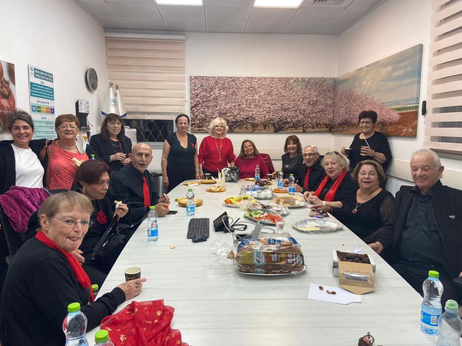 בת ים: חנוכה שמח במיוחד למטופלי הנפש בבית החולים אברבנאל
