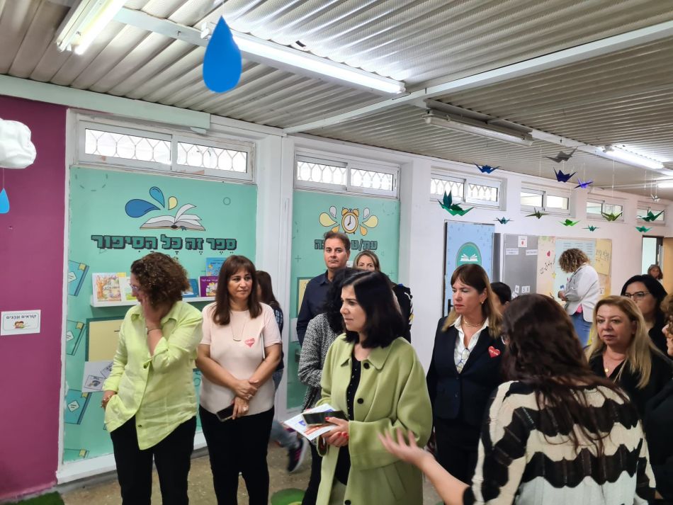 ועדת הפרס בטבנקין בת ים. צילום: דוברות משרד החינוך