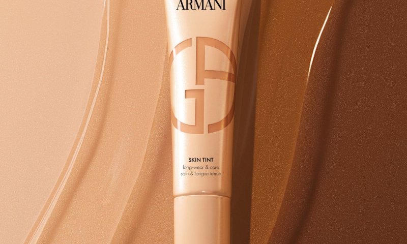  GIORGIO ARMANI BEAUTY מציג: SKIN TINT