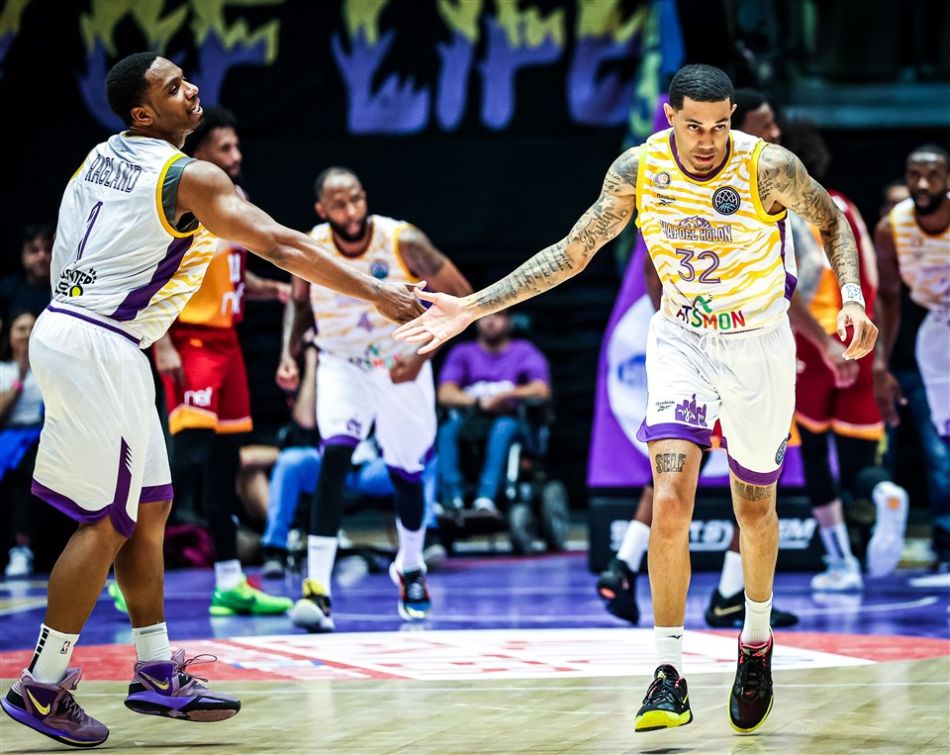 אריק גרין וג'ו רגלנד- צילום: FIBA BASKETBALL