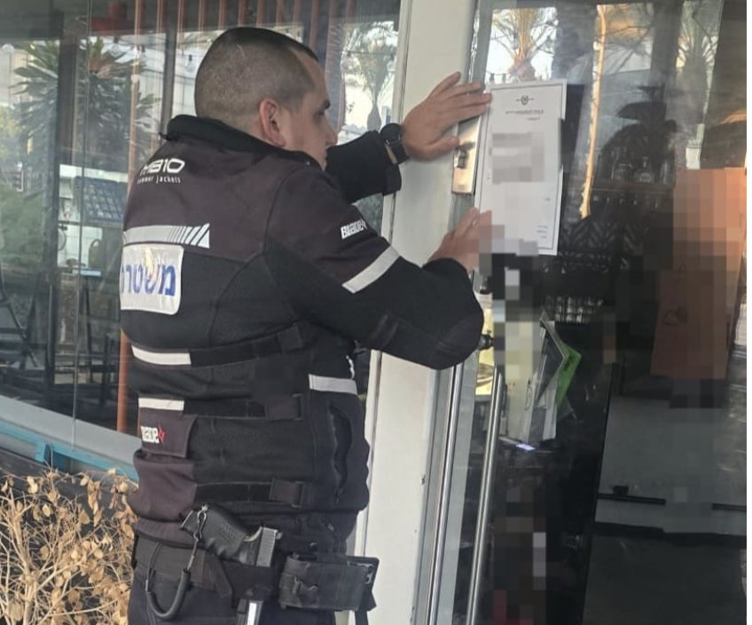 מסעדה בפארק המדע ברחובות נסגרה ל־30 יום: הועסקו שוהים בלתי חוקיים