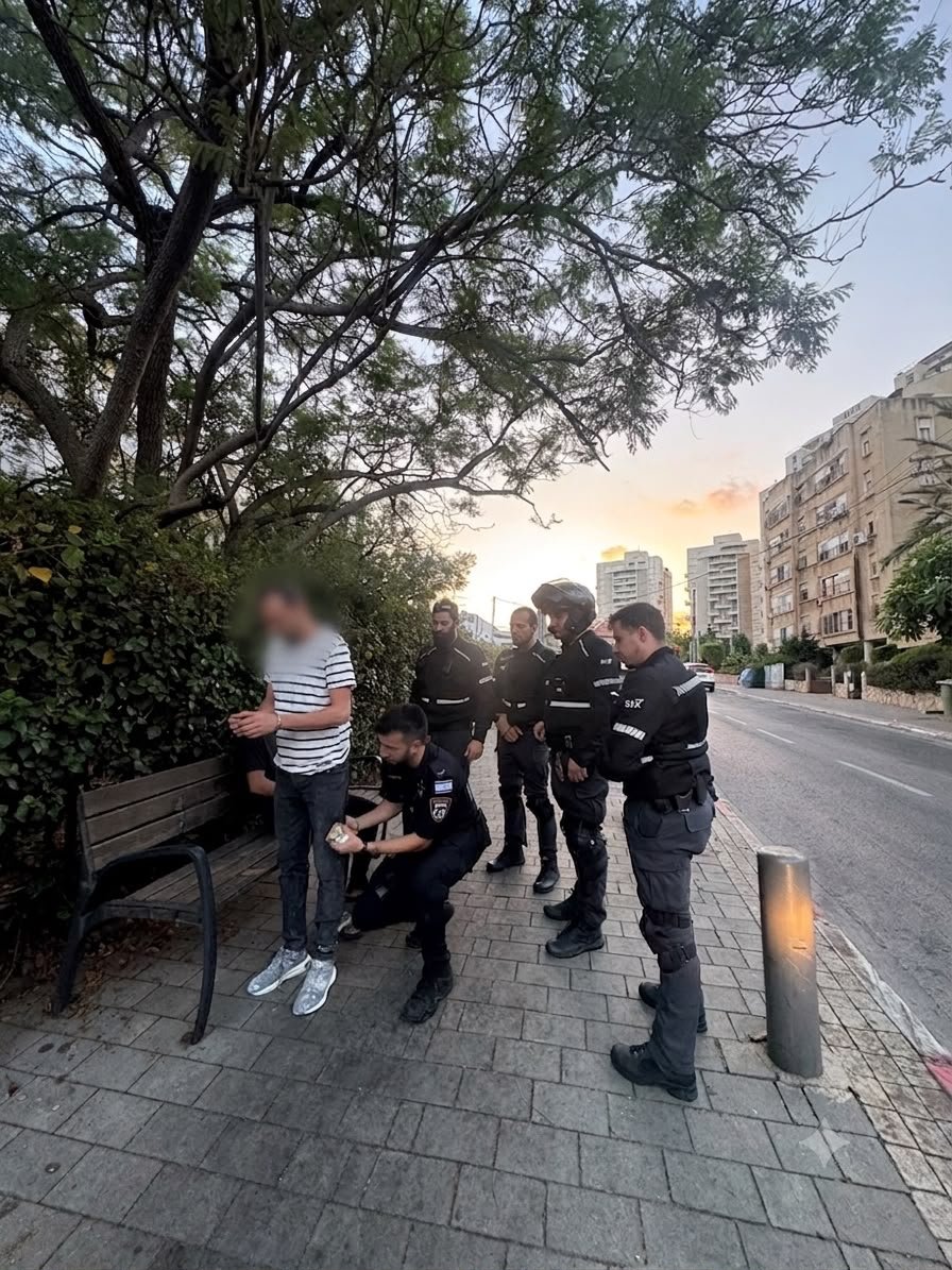 שני שוהים בלתי חוקיים אותרו ברמת גן בעקבות דיווח של תושבת העיר