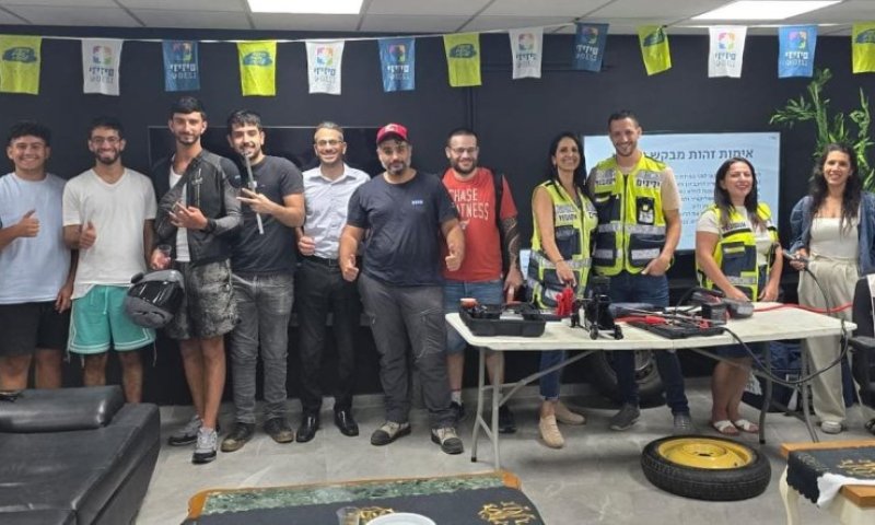 הידידים החדשים של חולון ובת ים כבר פועלים בשטח