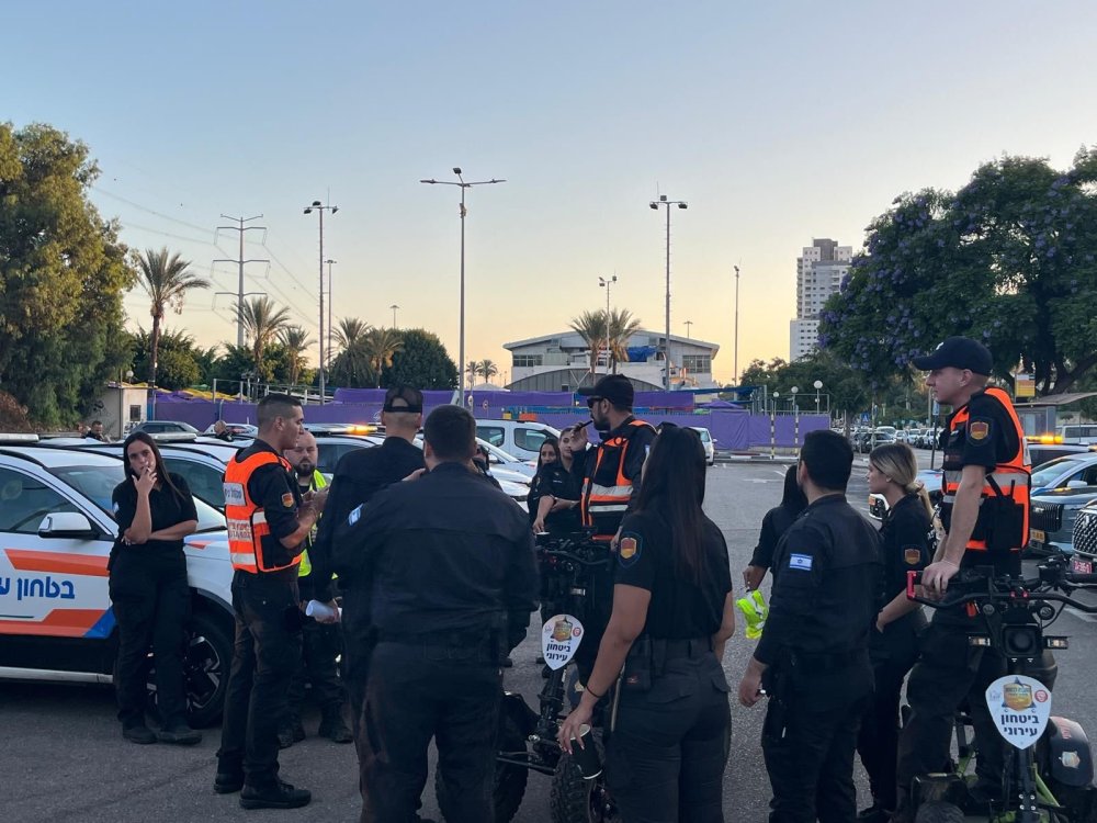 סיורים מוגברים במוקדי הבילוי והמסחר: ראשון לציון מוכנה לחגיגות השנה החדשה