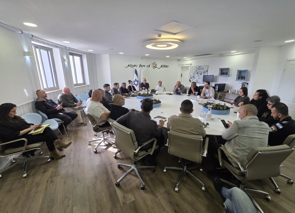 ביירון בדרך: רחובות ערוכה לסערה &ndash; הנחיה מיידית: אין להוציא גזם וגרוטאות עד סוף השבוע