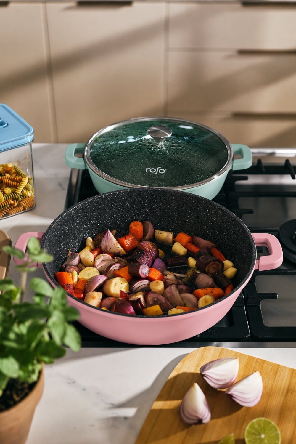 הקיץ נכנס למטבח: roso מבית COOK AND BAKE משיקה את קולקציית SUMMER 2026