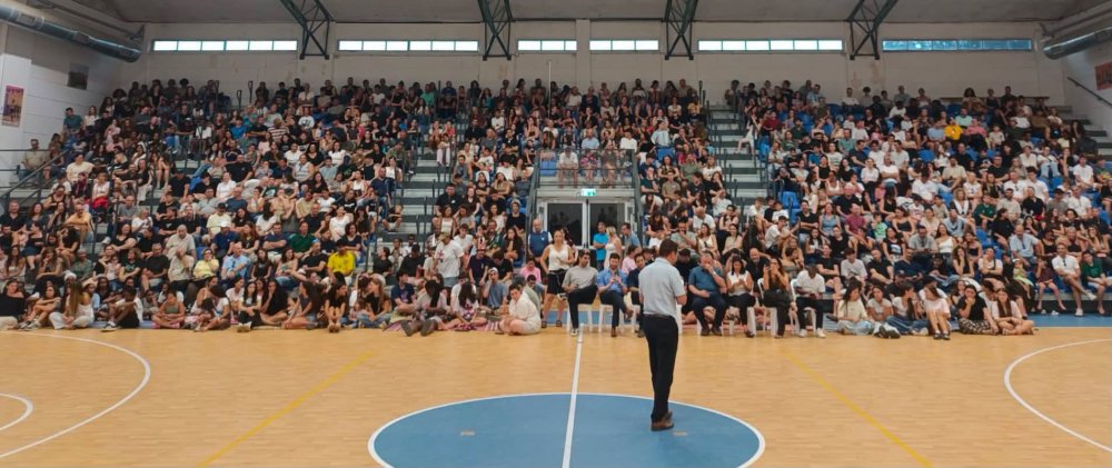 כבר מסורת עירונית: ראש העיר רז קינסטליך ביקר במחנה הקיץ "ג'ימאליה"